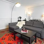 Apt 4 Guests Place Des Victoires
