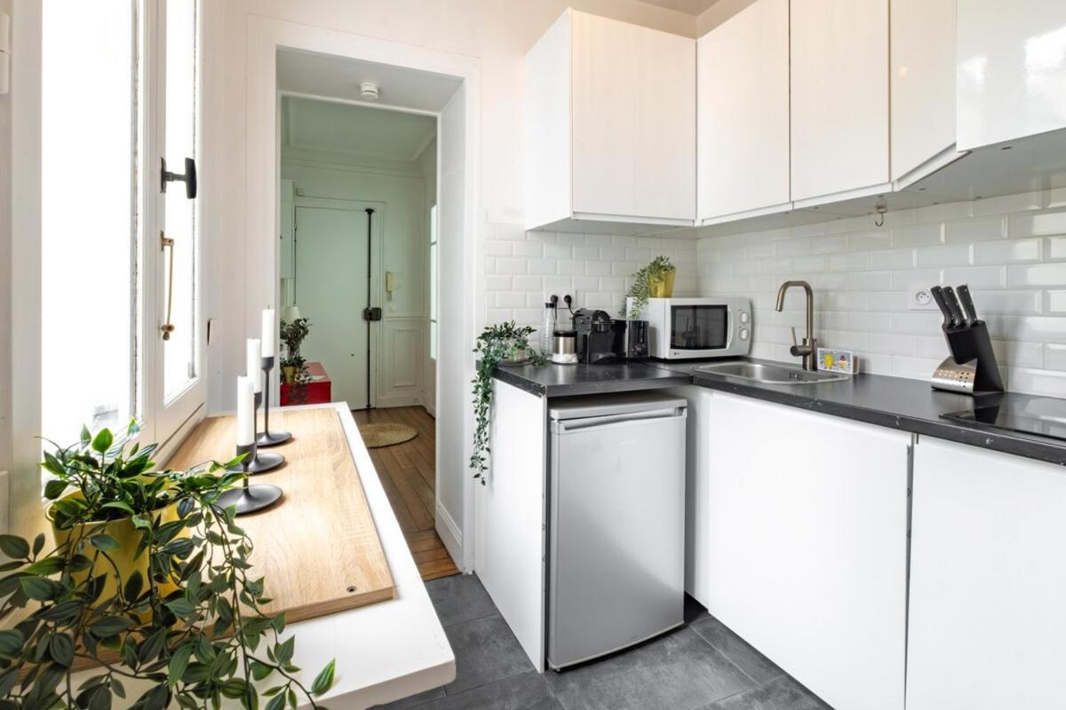 4 Guests Place Des Victoires Appartement Parijs