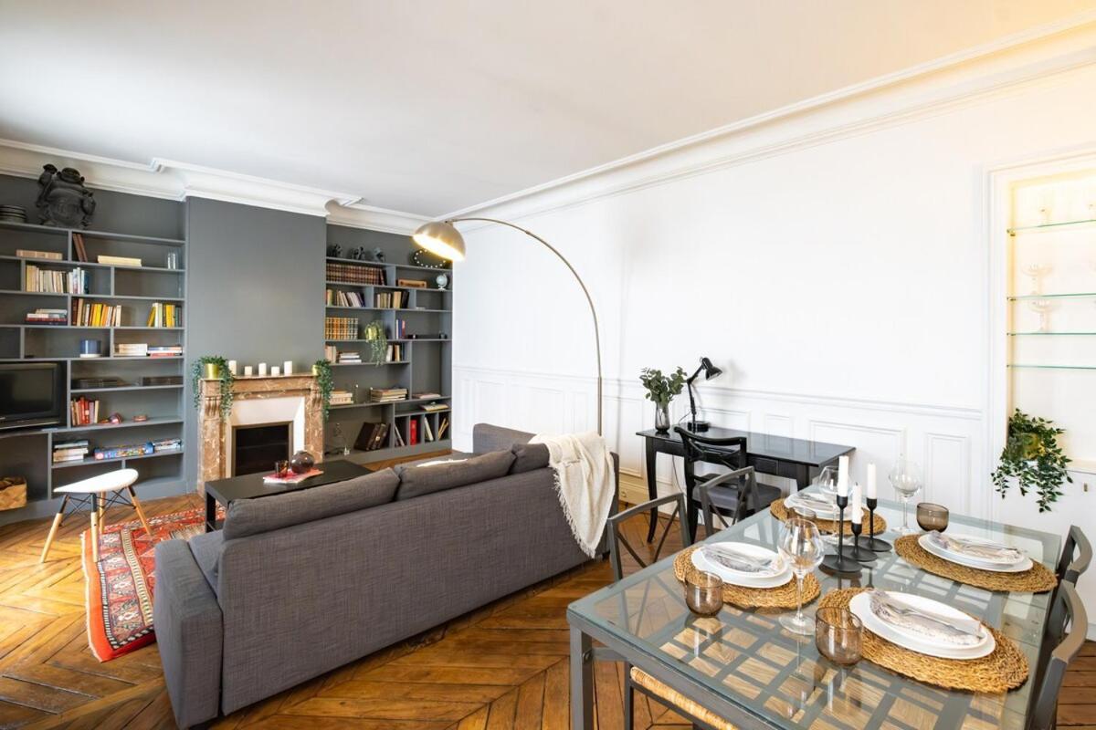 4 Guests Place Des Victoires Appartement