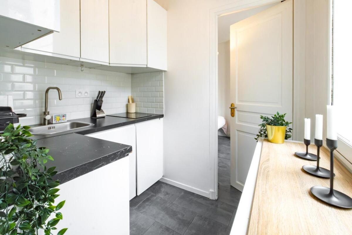 Appartement 4 Guests Place Des Victoires Paris